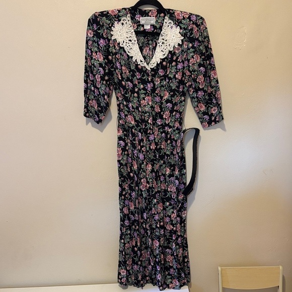E.D. MICHAELS PETITES Dresses & Skirts - Michaels Black and Purple Floral Lace Dress